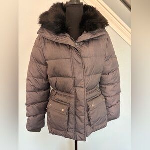 Gap Women's Gray Puffer Jacket with Faux Fur Collar